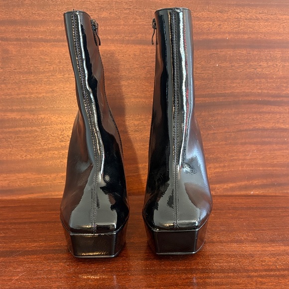 SHEIN Glossy Black Heeled Boots - Picture 2 of 6